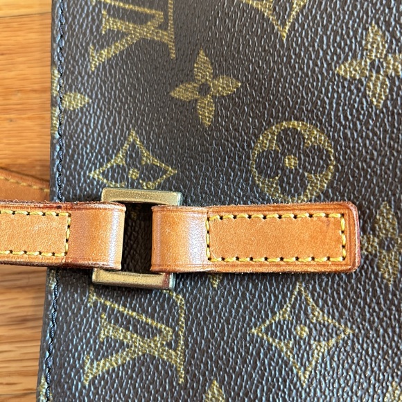 Louis Vuitton Monogram Small Handbag Pocketbook - Picture 6 of 11